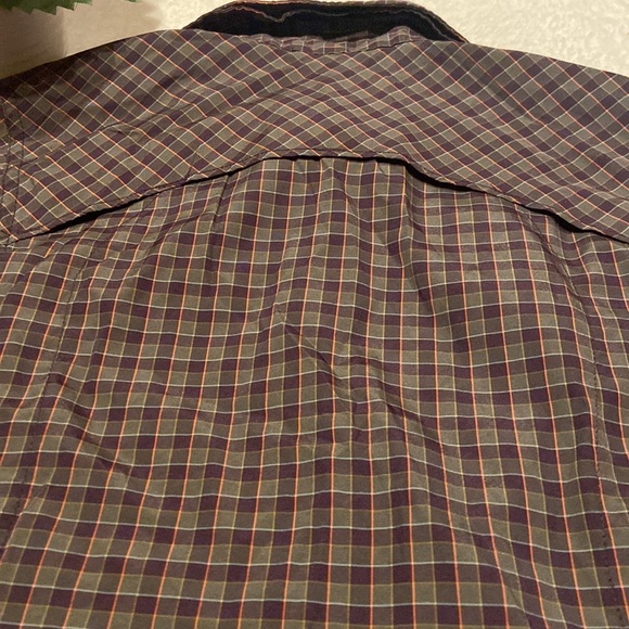COLUMBIA Omni-Shade Sun Protection Size S/P Button Down Shirt - Picture 10 of 10